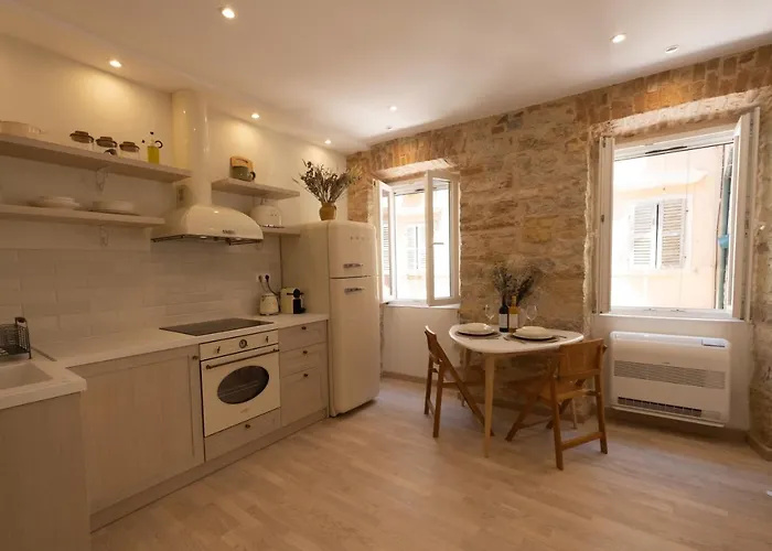 La Corda - Renovated Apartment In Corfu Town